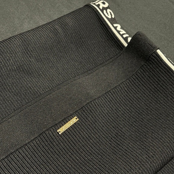 Michael Kors Logo Tape Skirt - Picture 5 of 6